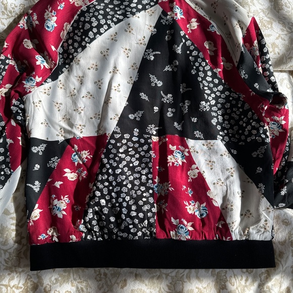 Lightweight Bomber Jacket - Picture 2 of 2